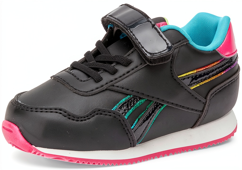 'Sneaker Reebok con cinturino in velcro su pavimento'